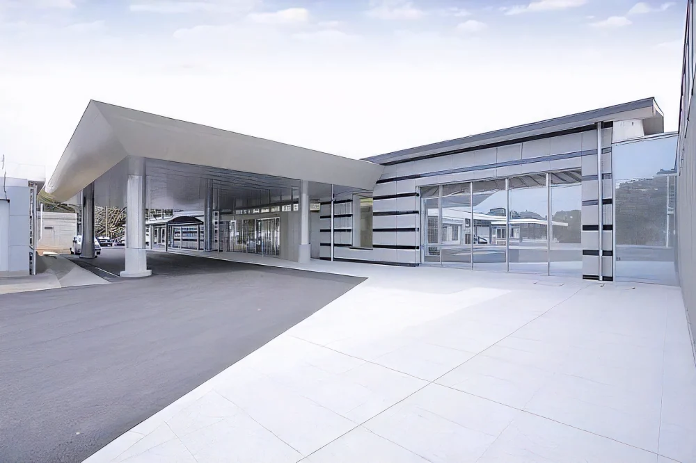 西部芳世苑（火葬場）の外観